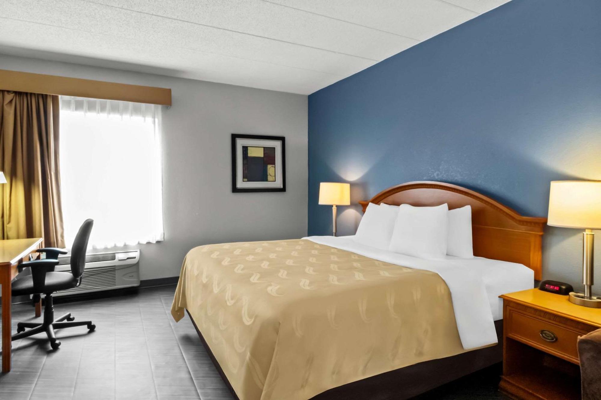 Quality Inn & Suites Cvg Airport Erlanger Exterior photo